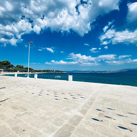 Apartments Sandra In The Historical Center Of The City Supetar Exterior foto