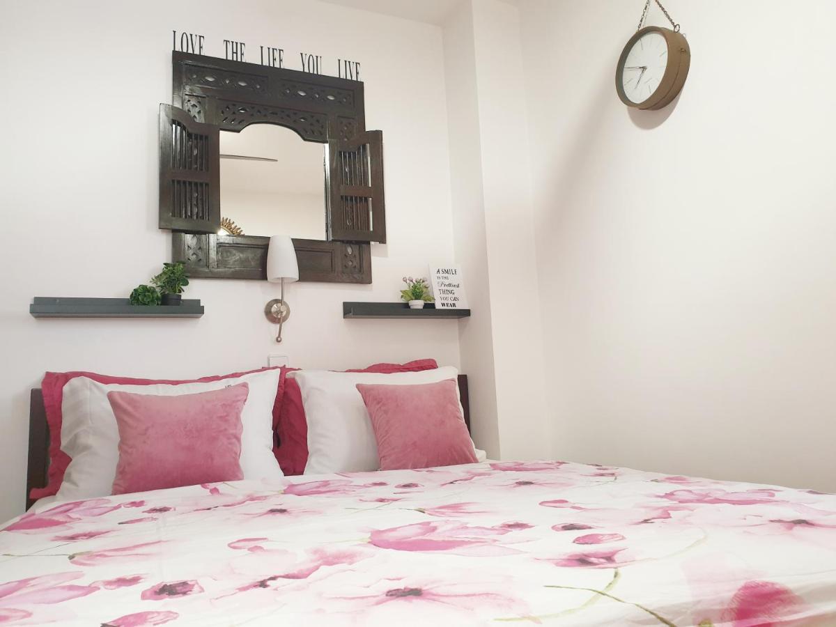 Apartments Sandra In The Historical Center Of The City Supetar Exterior foto