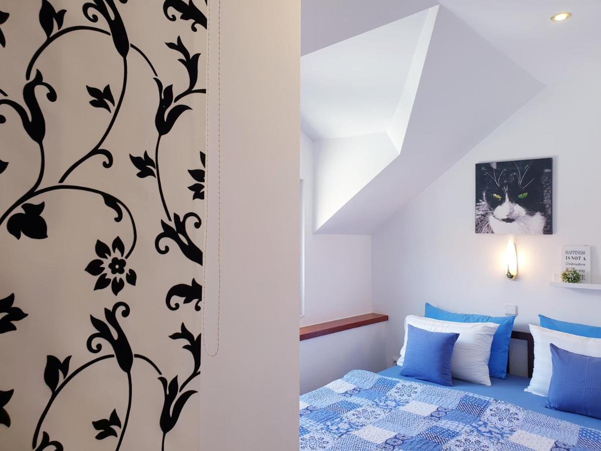 Apartments Sandra In The Historical Center Of The City Supetar Exterior foto